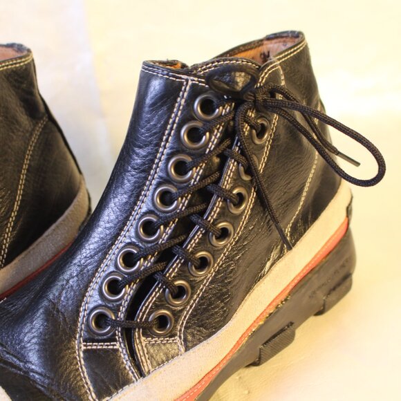 Donald J. Pliner Black and Red Leather Boots - Picture 7 of 15